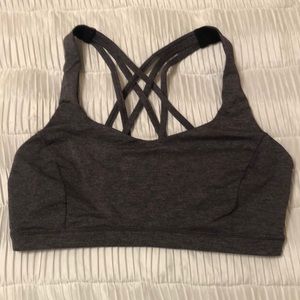 Lululemon sports bra